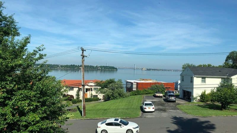 Image of long island views daytime.